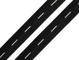 Gomblyukas gumi fekete 20mm